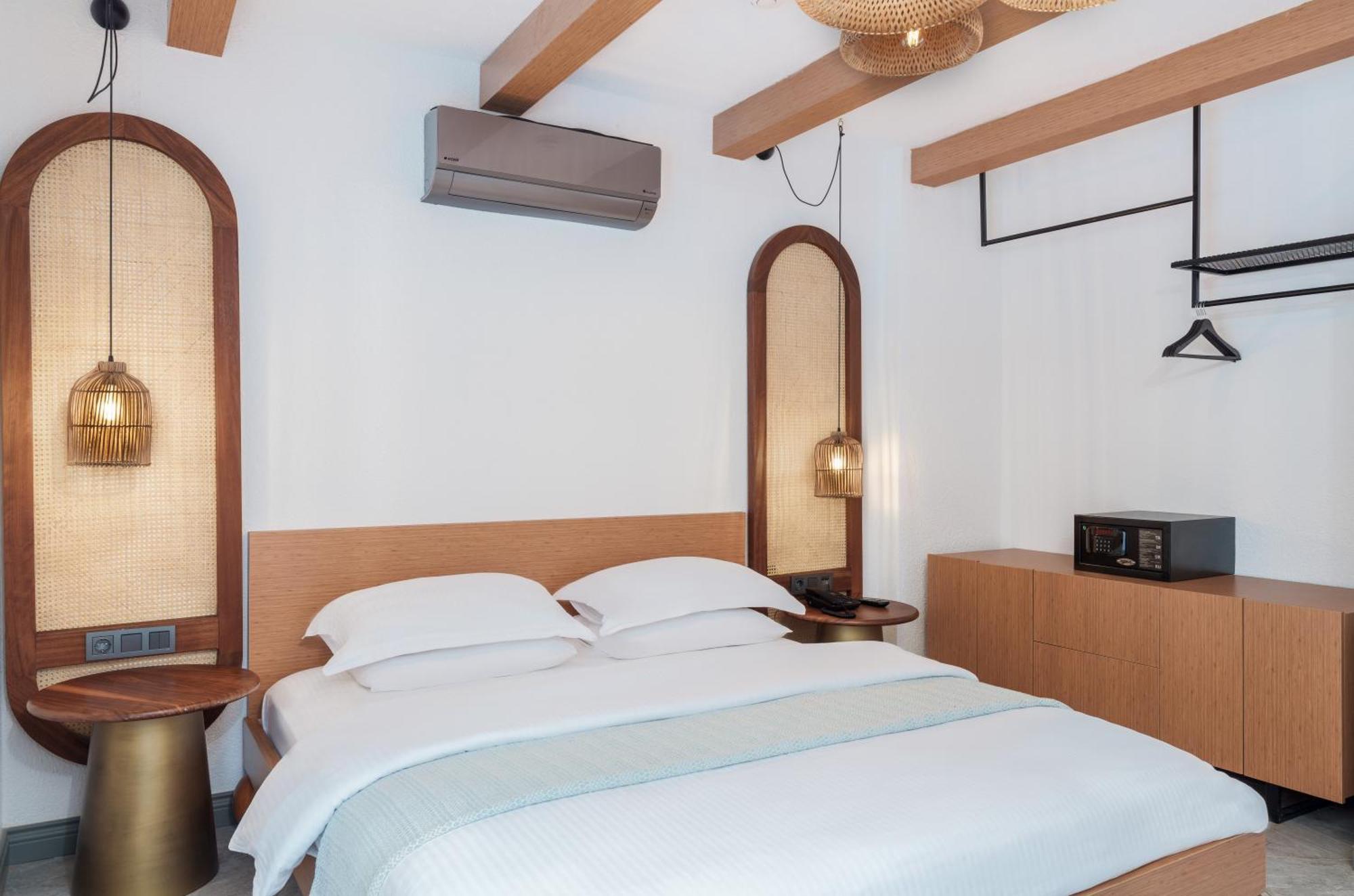 Lupia Suites Калкан Экстерьер фото